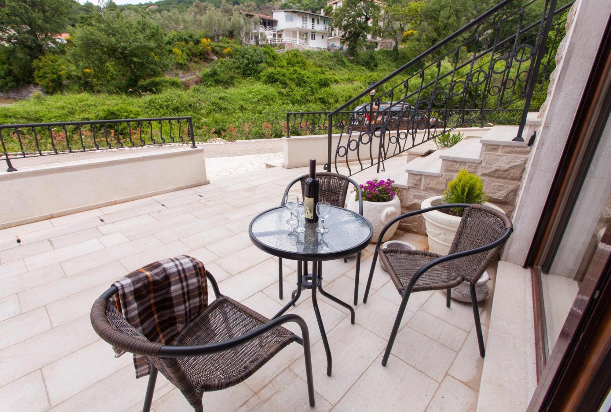 Appartement Rosmarino à Sveti Stefan Extérieur photo