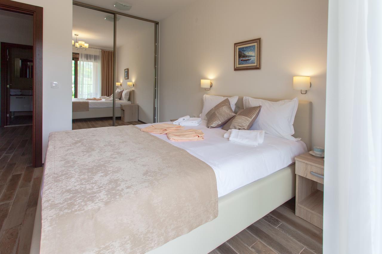 Appartement Rosmarino à Sveti Stefan Extérieur photo