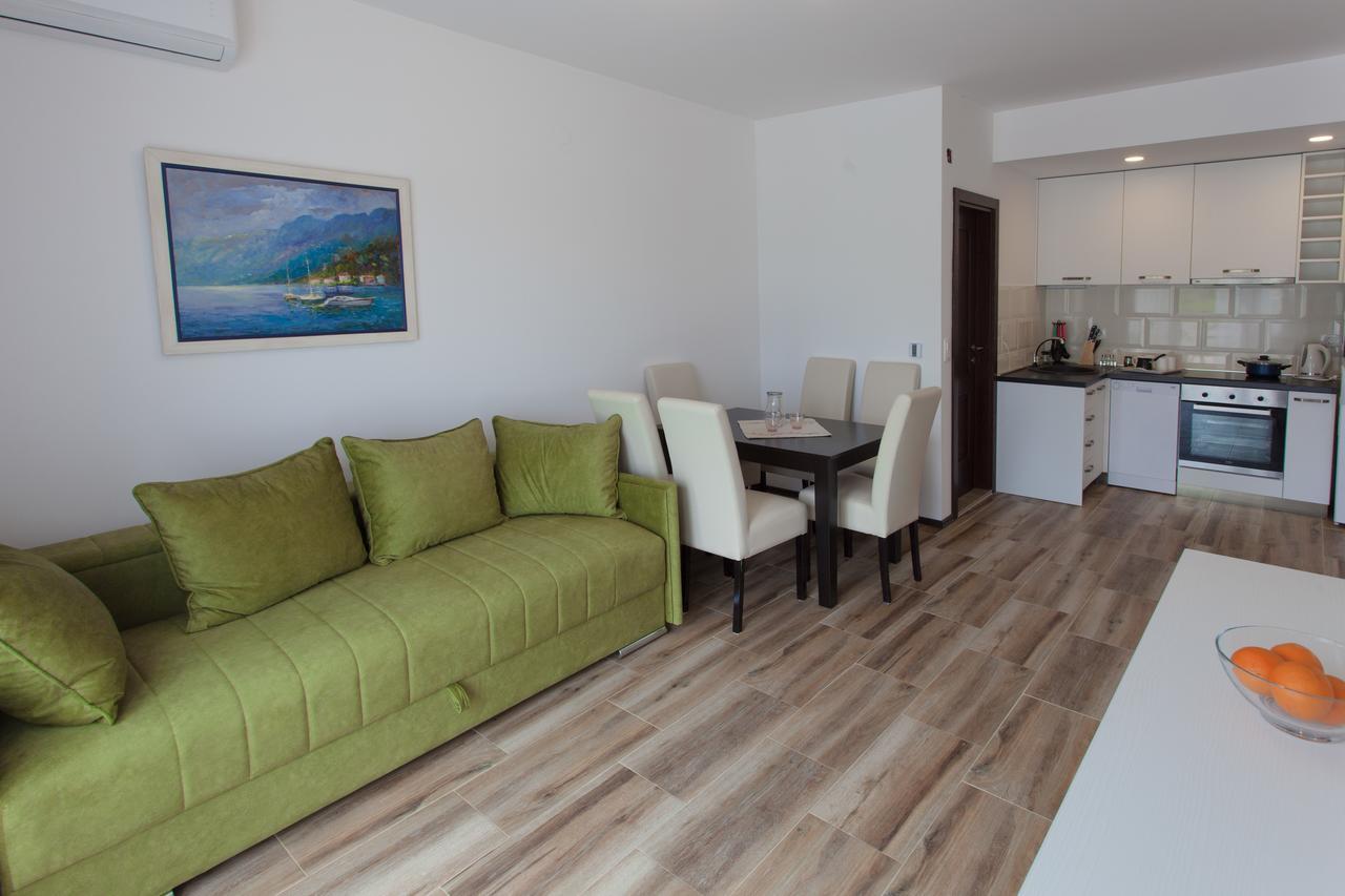 Appartement Rosmarino à Sveti Stefan Extérieur photo