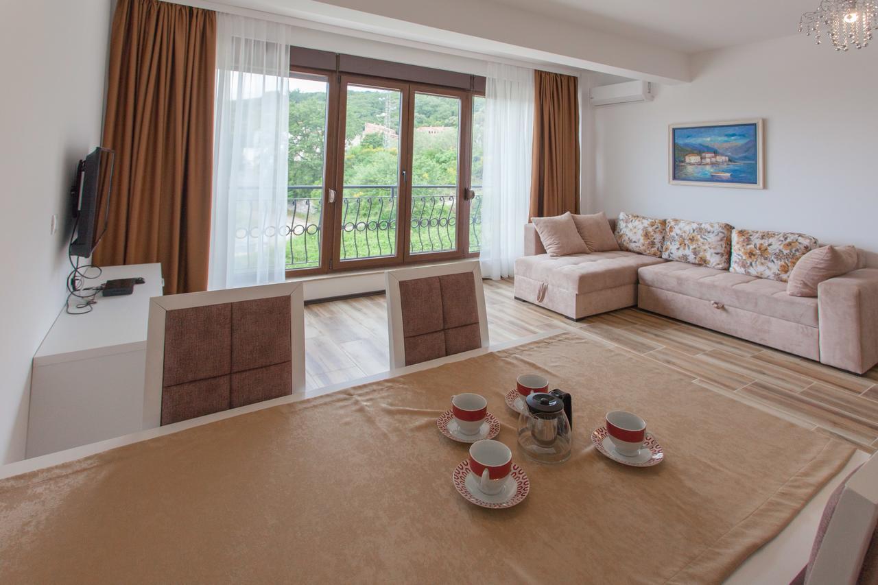 Appartement Rosmarino à Sveti Stefan Extérieur photo