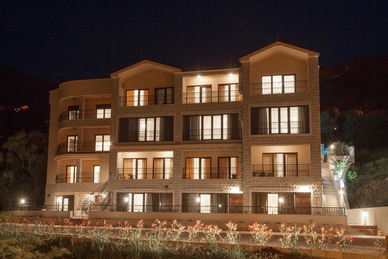 Appartement Rosmarino à Sveti Stefan Extérieur photo