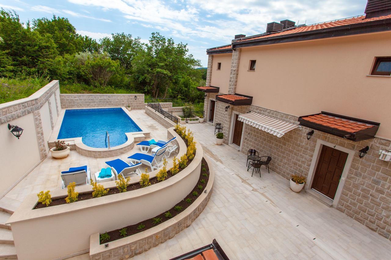Appartement Rosmarino à Sveti Stefan Extérieur photo