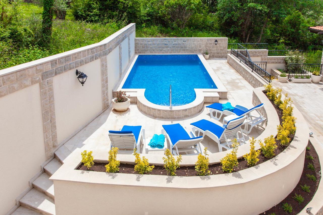Appartement Rosmarino à Sveti Stefan Extérieur photo