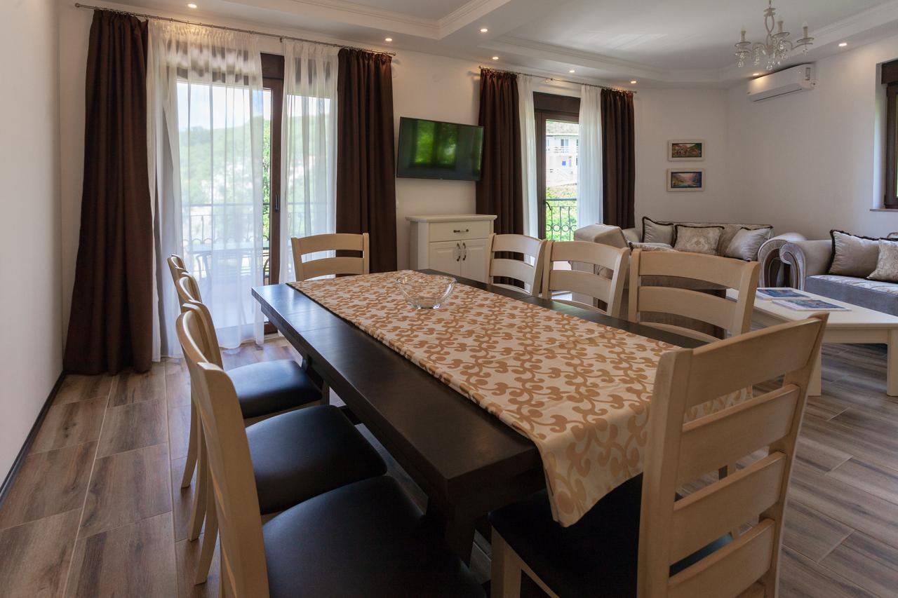 Appartement Rosmarino à Sveti Stefan Extérieur photo